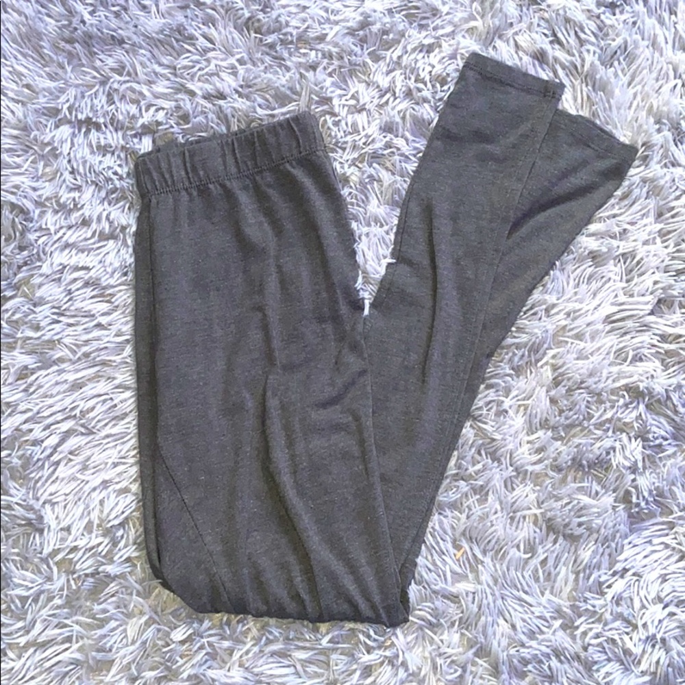 Gray leggings
